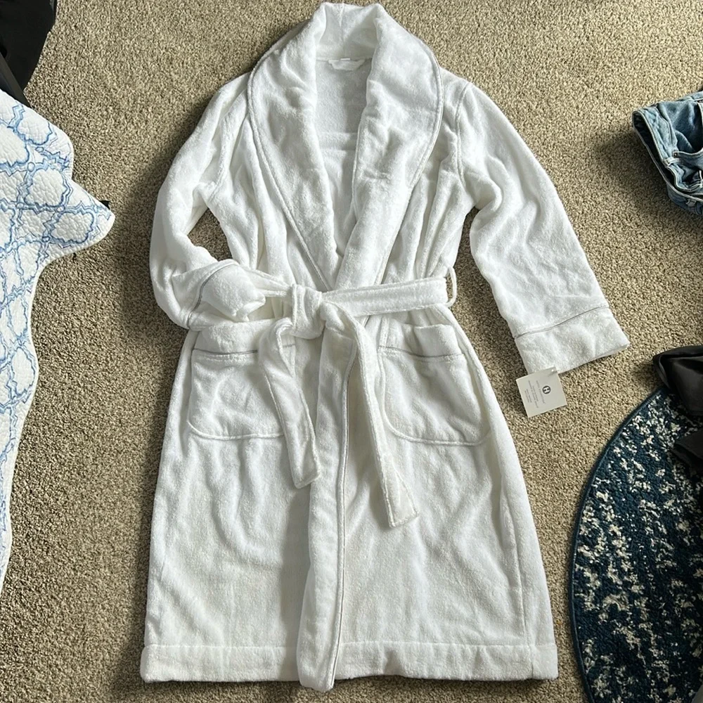 NWT Hotel Collection Robe - Picture 1 of 6